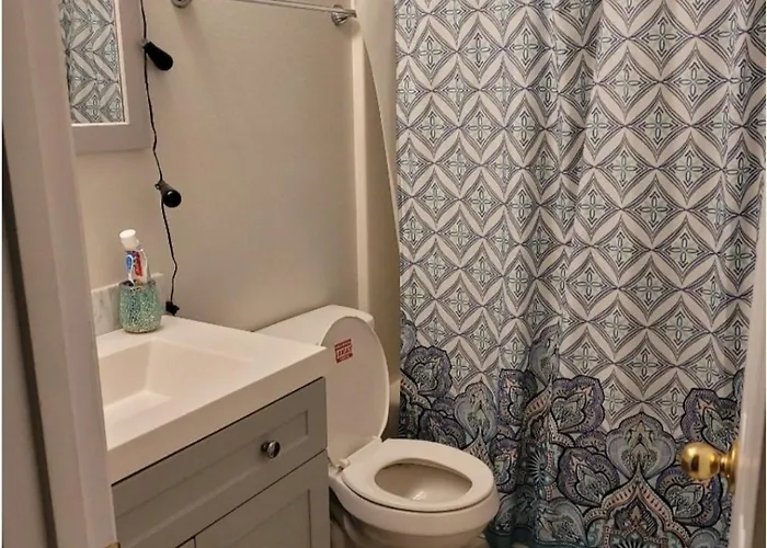 Bedroom Four Minutes From Homestay